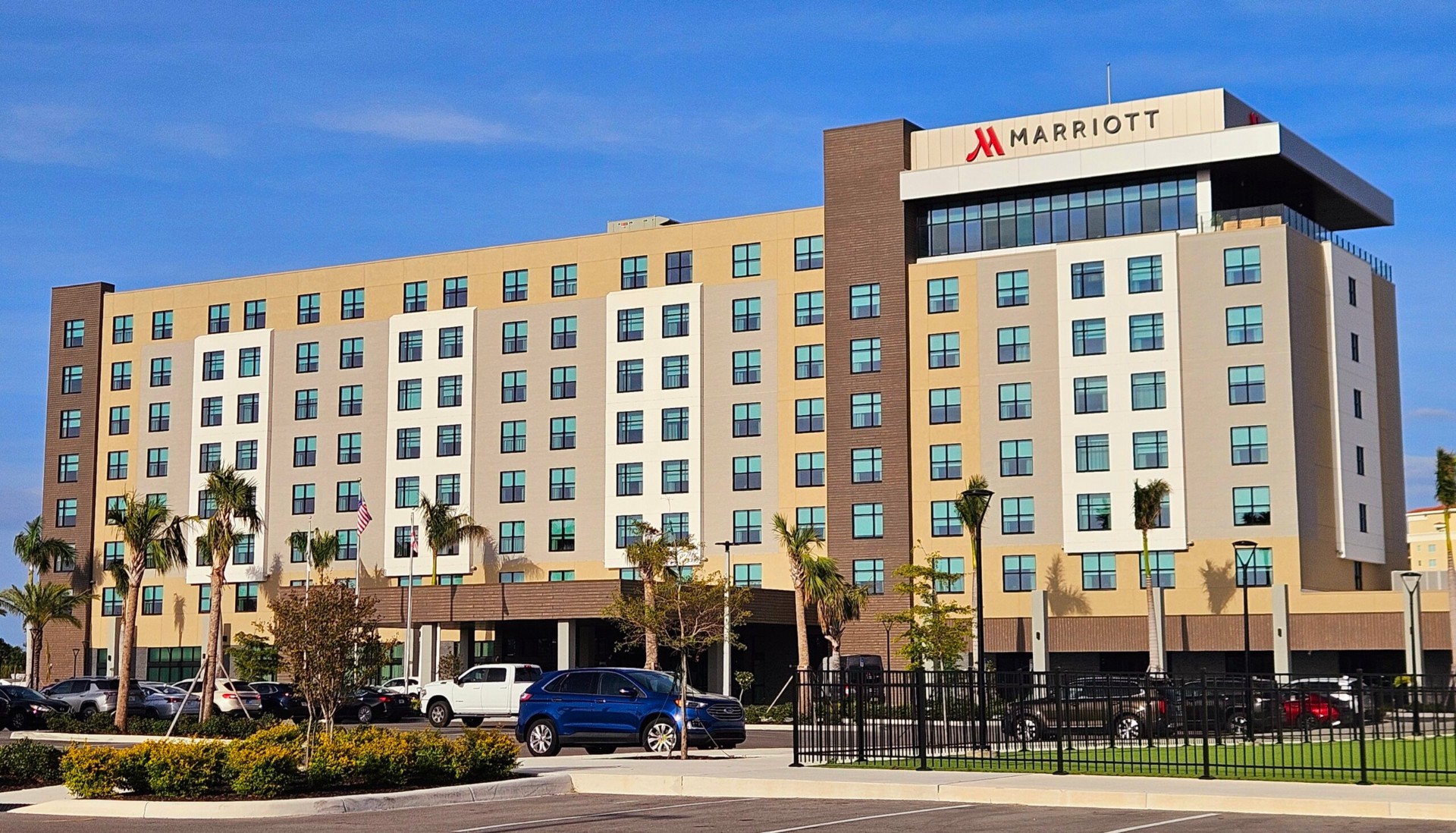 Palmetto Marriott Resort & Spa exterior in daylight